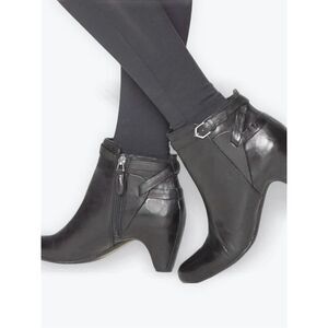 Sam Edelman Women’s 6  Booties - Maddox Mid Heel Shoes